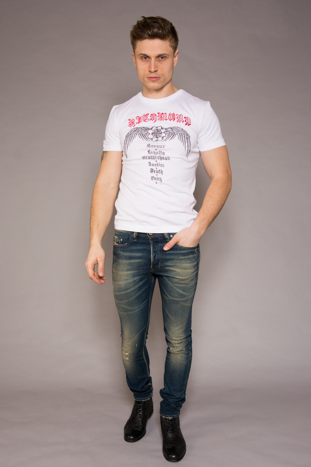 Tricouri casual barbati