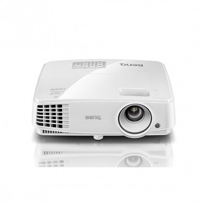 Inchiriere Videoproiector 800x600 rez/3000 lm