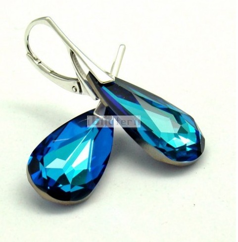 Bijuterii Swarovski pret