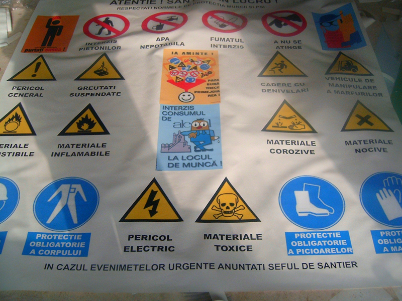 Bannere publicitare indoor