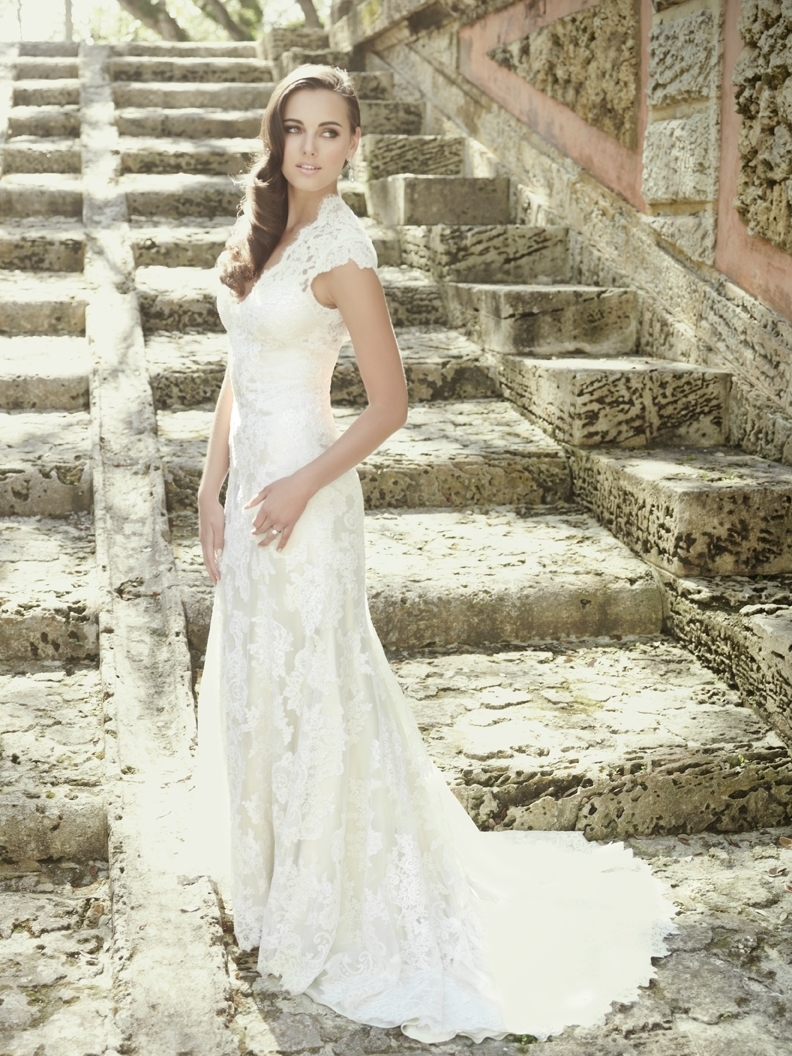 Rochie de mireasa Allure Bridals 2455