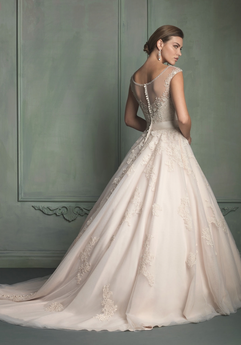 Rochie de mireasa Allure Bridals 9114