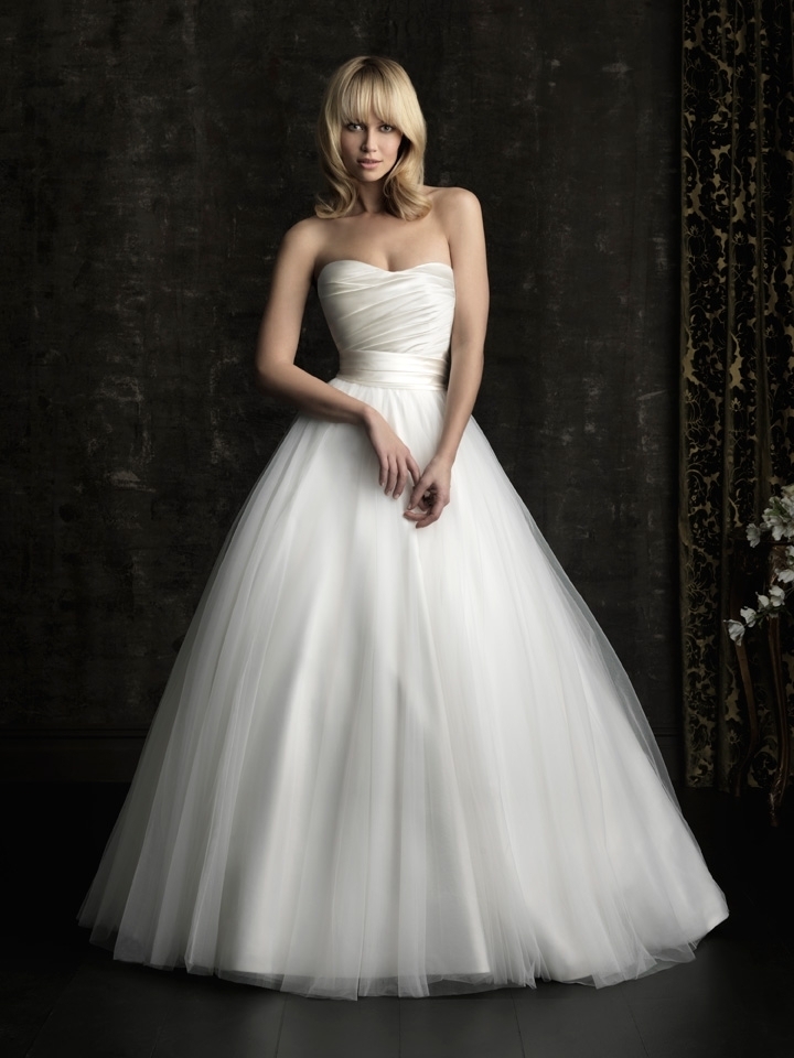 Allure Bridals 8957