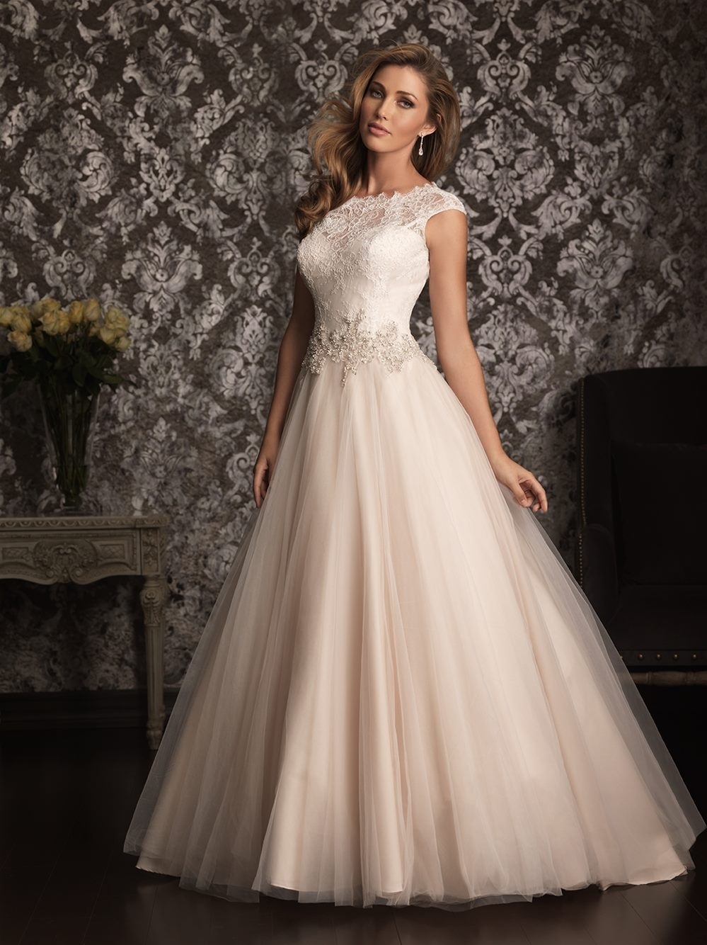 Rochie de mireasa printesa 9022