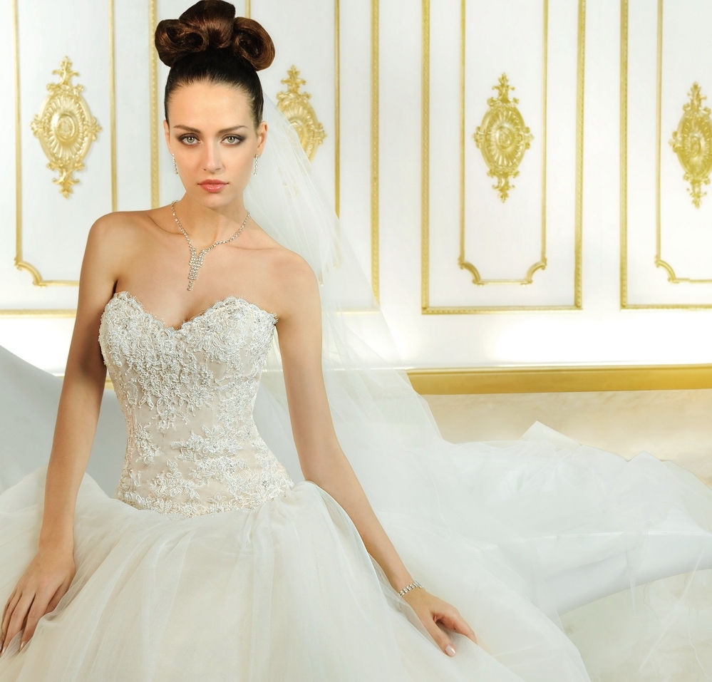 Rochie de mireasa Cosmobella 7737