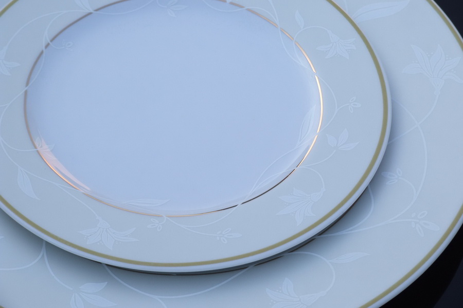 Set farfurii portelan