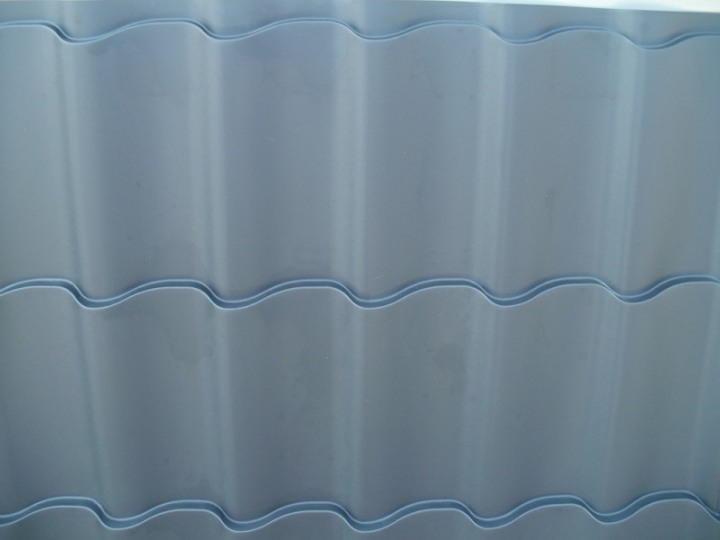 Tigla metalica