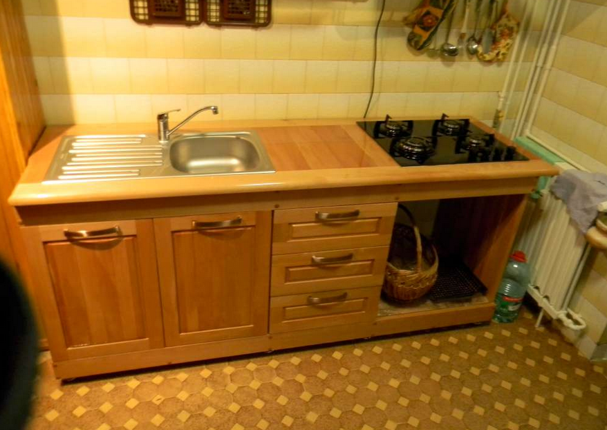 Mobila bucatarie lemn masiv