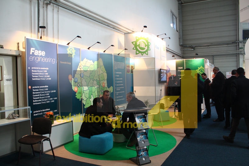 Standuri expozitionale personalizate