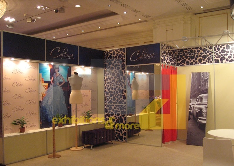 Standuri expozitionale personalizate