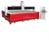 Masina de taiat cu apa