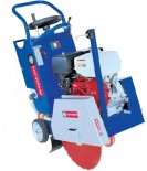 Masina de taiat asfalt