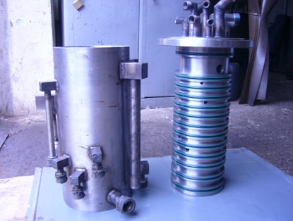 Confectii metalice