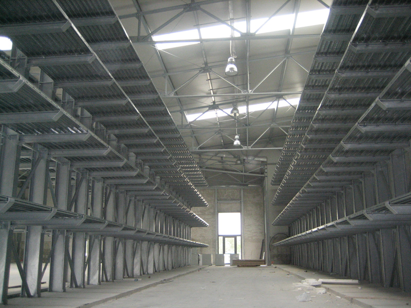 Rafturi cantilever