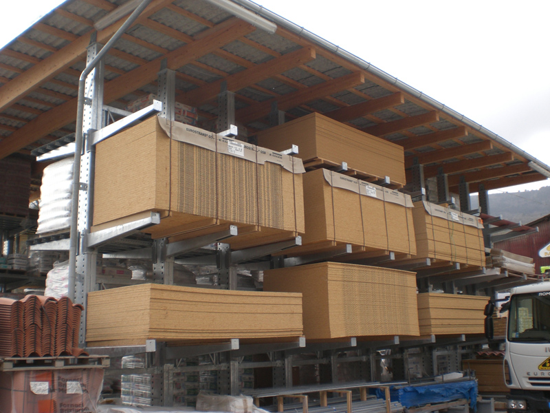 Rafturi cantilever