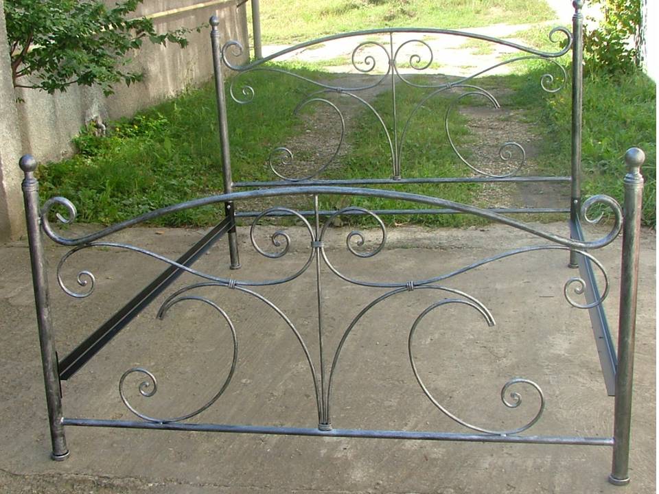 Paturi metalice