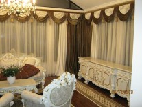 Perdele si decoratiuni