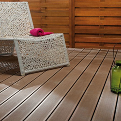 Deck terasa