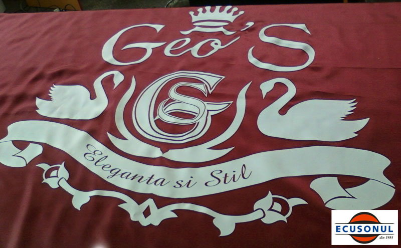 Steaguri personalizate