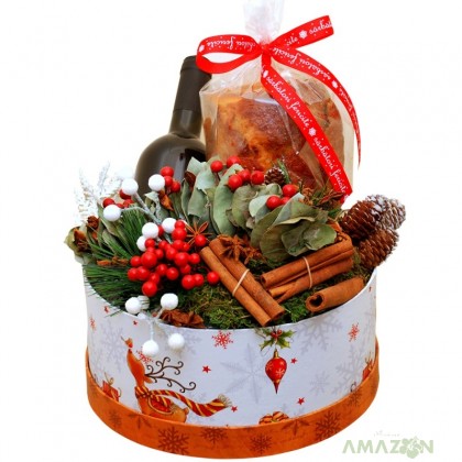 Cutie Xmas cu cozonac si vin