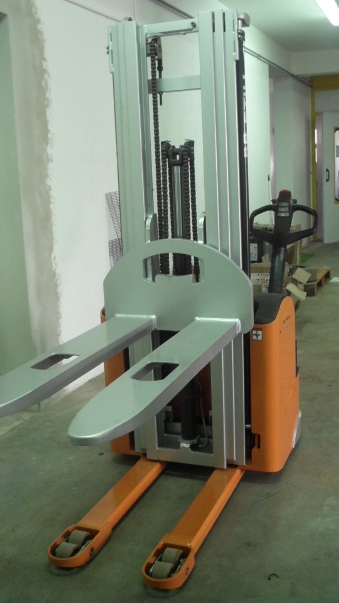 Transpaleti electrici