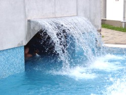 Cascade apa piscine
