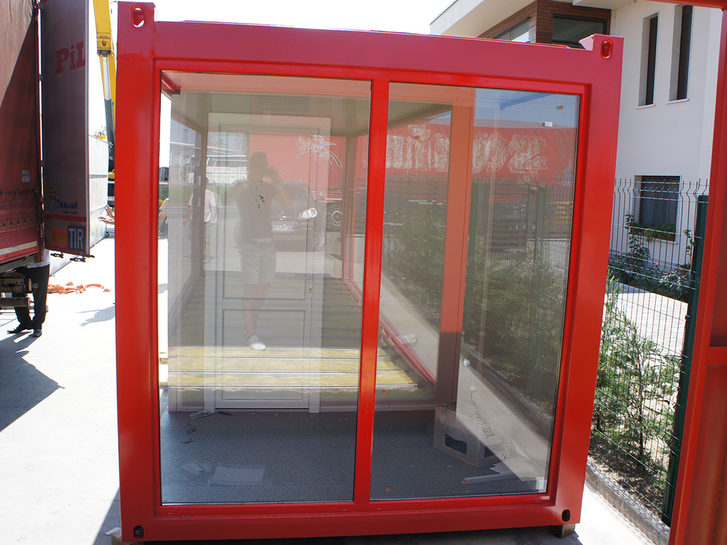 Containere comerciale