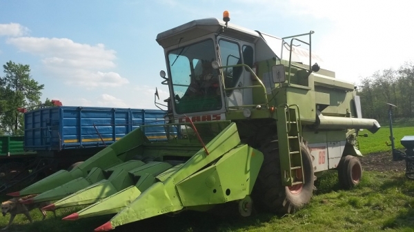 Claas Dominator 86 - combina agricola second hand