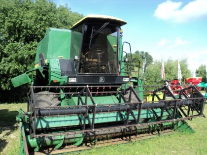 John Deere 1085-combina agricola second hand