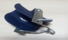 Accesorii prindere cabluri pe stalpi
