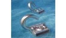 Accesorii prindere cabluri pe stalpi