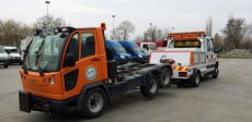 Tractari auto cu roti blocate