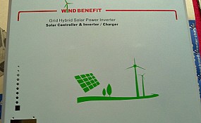 Invertor cu controler solar