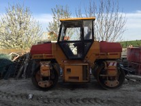 Inchiriere cilindru vibrocompactor asfalt