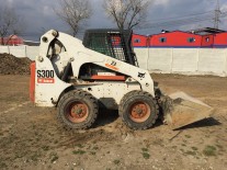 Inchiriere mini incarcator