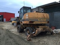 Inchiriere excavator