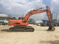 Inchiriere excavator pe senile