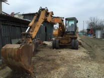 Inchiriere excavator