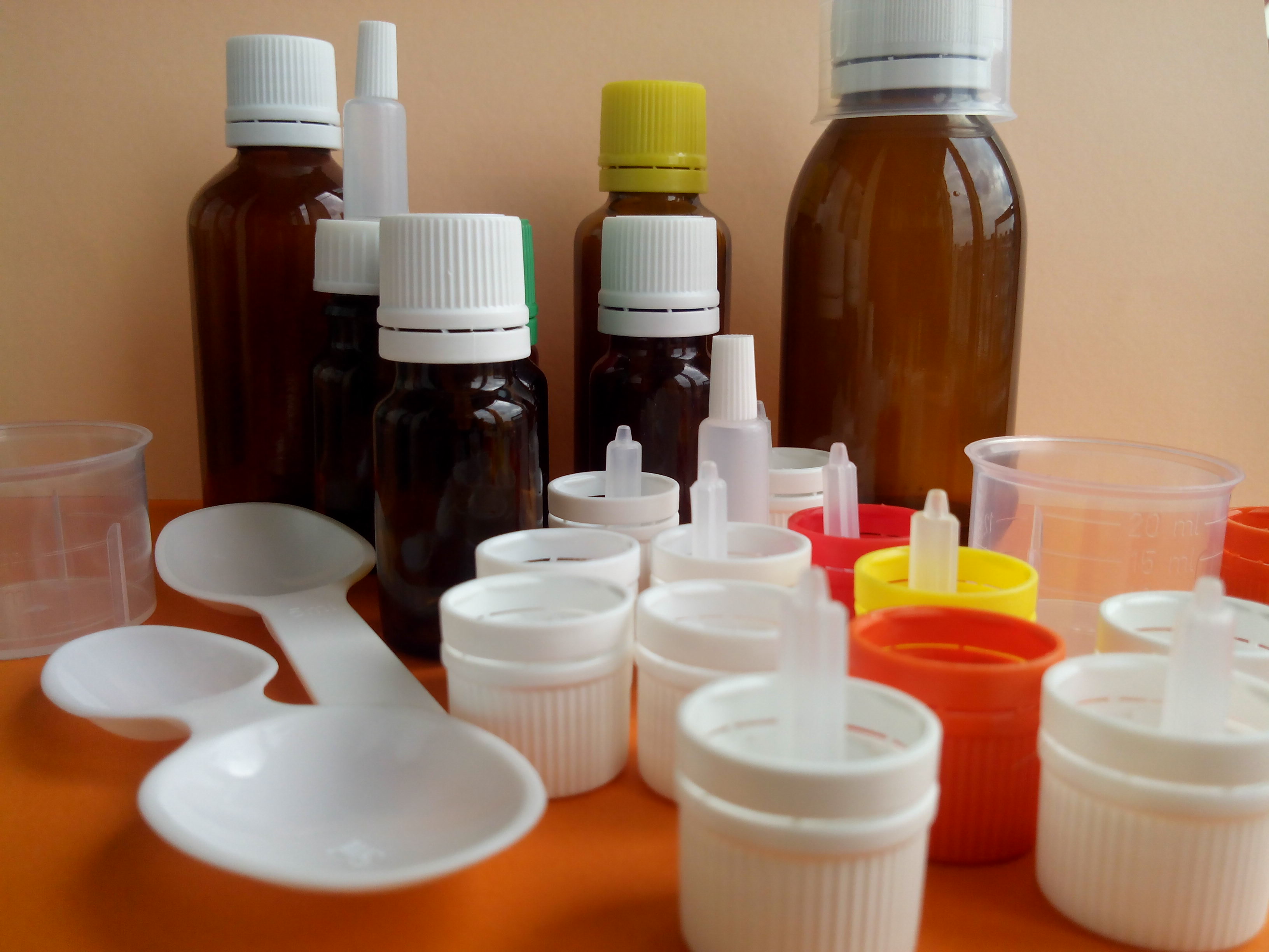 Capace plastic