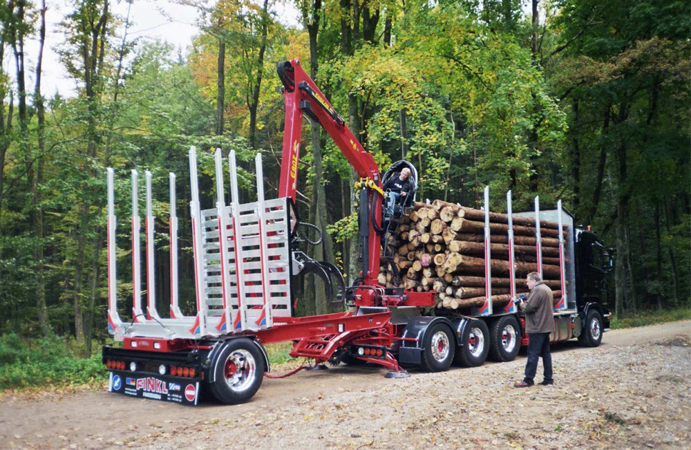 Remorci transport lemne