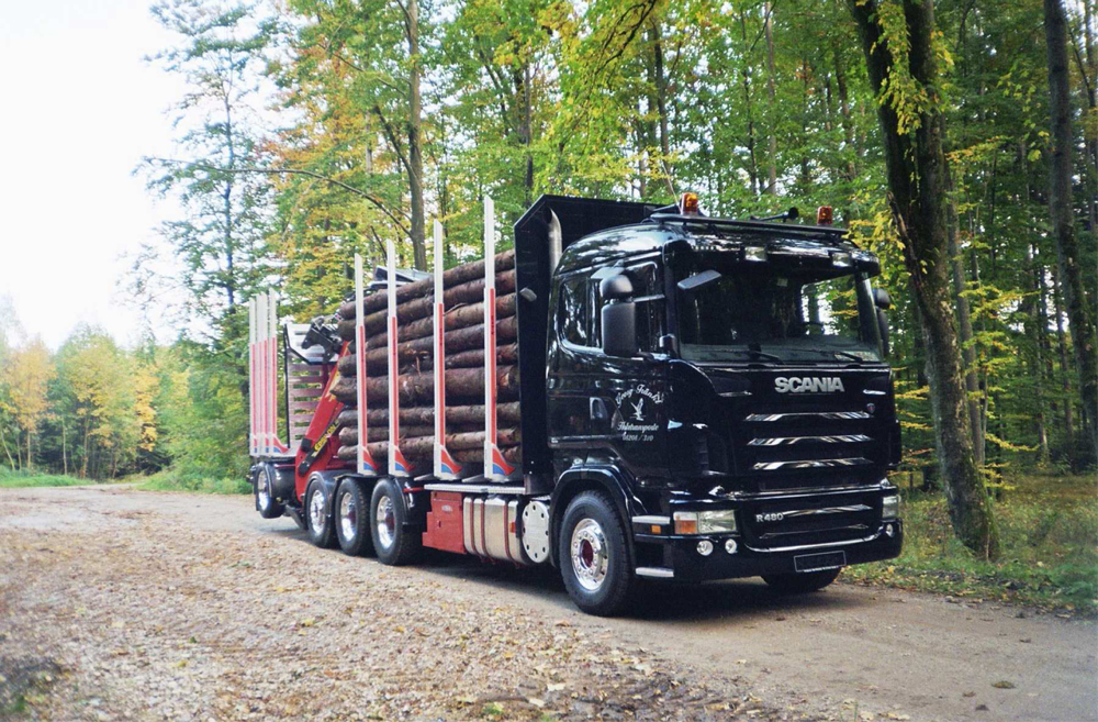 Remorci transport lemne