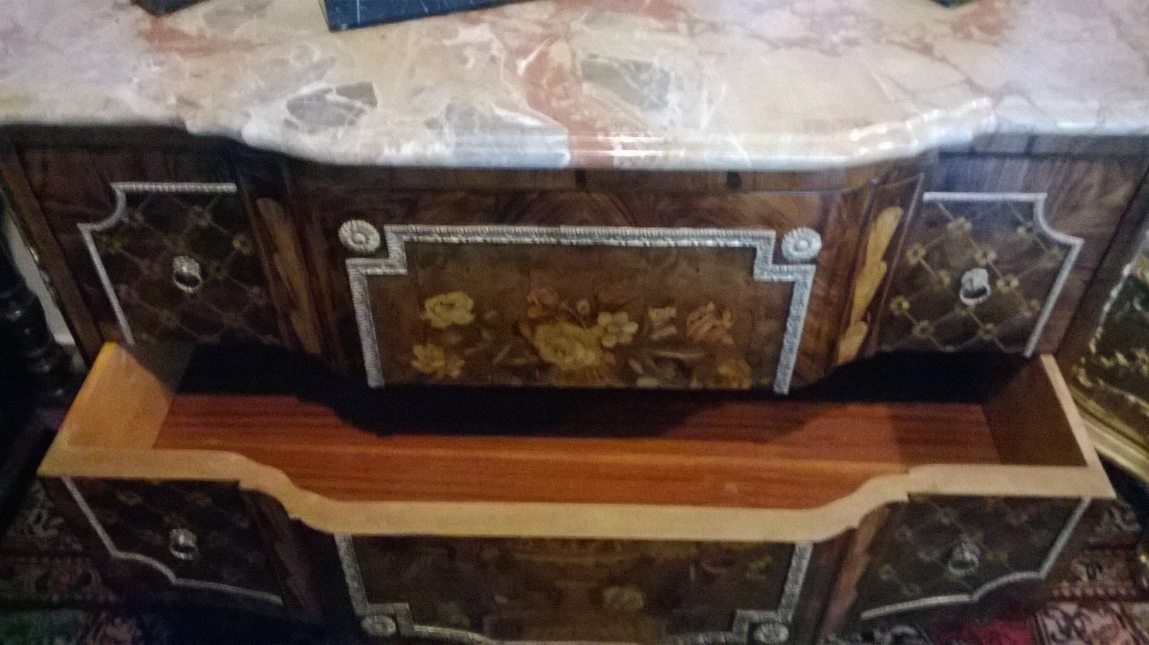 Comoda Napoleon