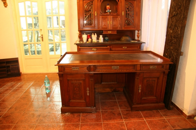 Birouri antice