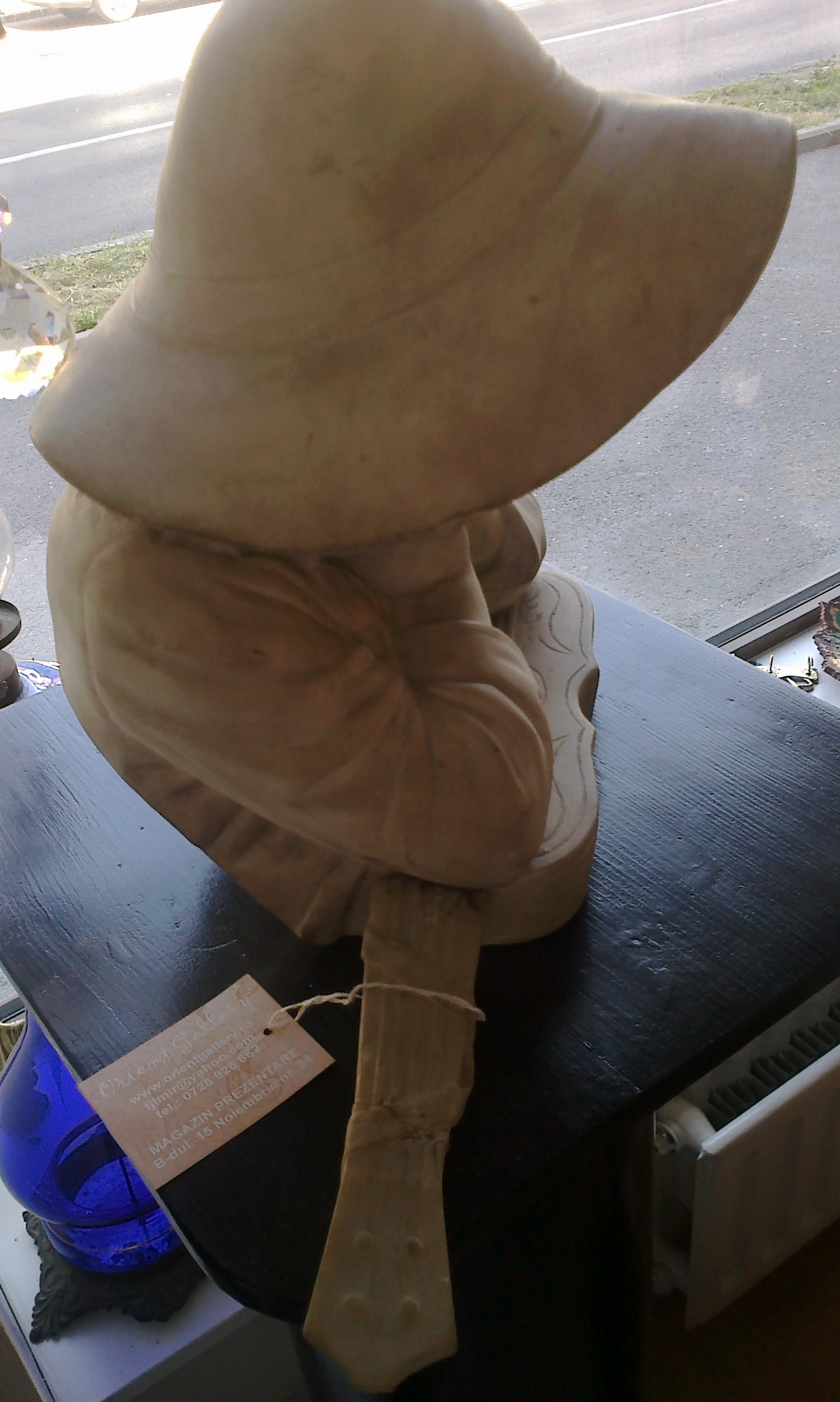 Statueta-bust 