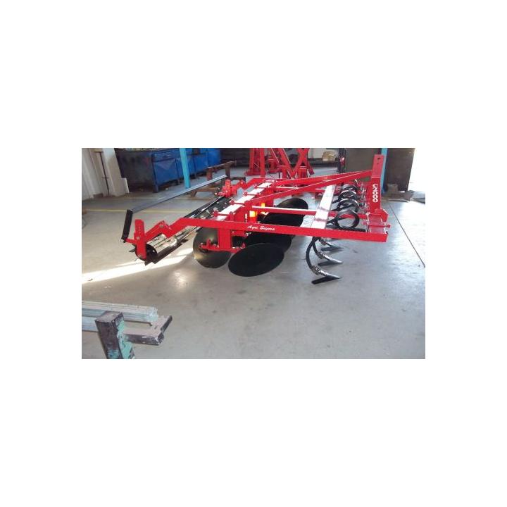 Agregat multifunctional purtat, pentru prelucrare sol C2000