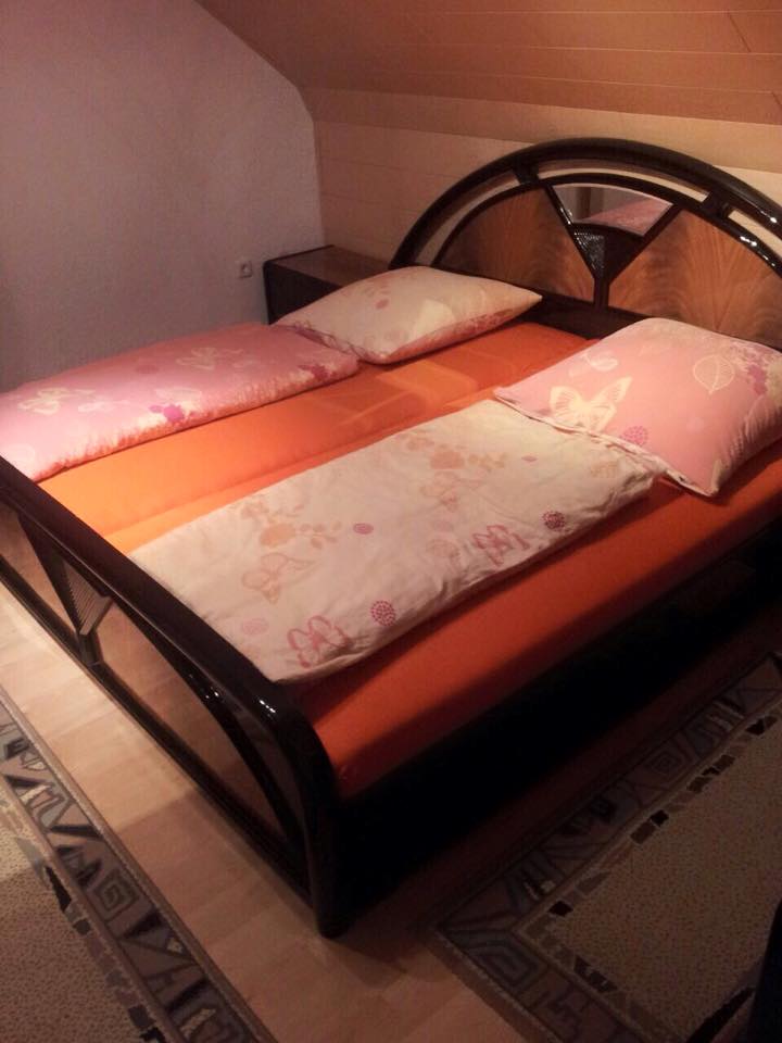 Dormitoare second hand