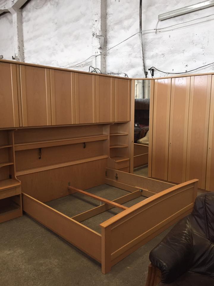 Mobilier second hand dormitoare