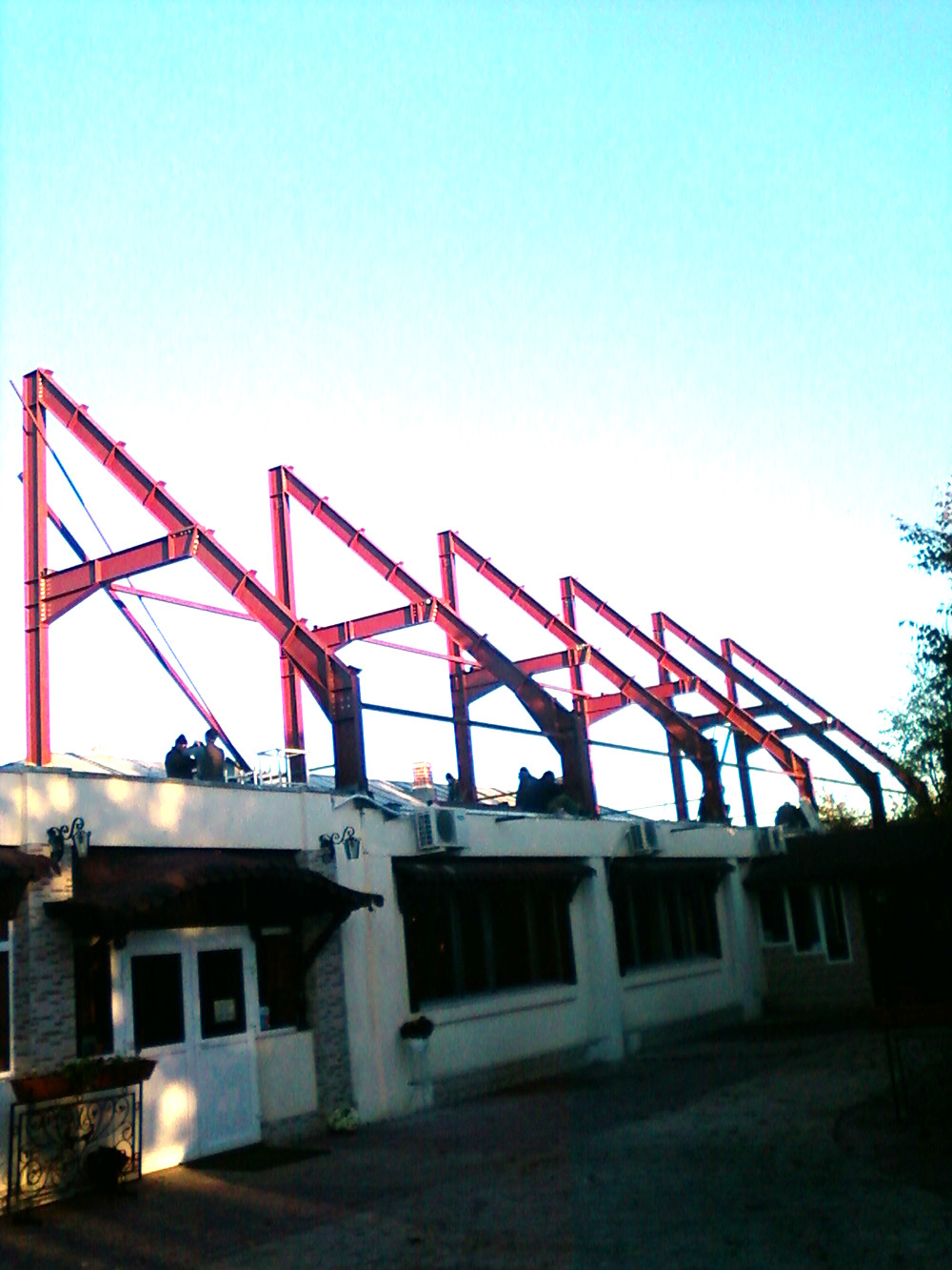 Structuri metalice pe europrofile