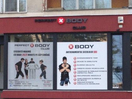 Logo-uri si litere volumetrice