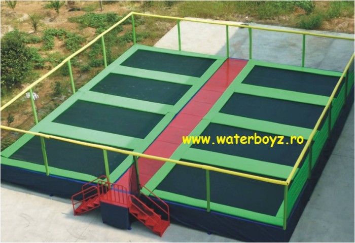 Trambulina elastica 8 locuri – 10,4x10x2,3m